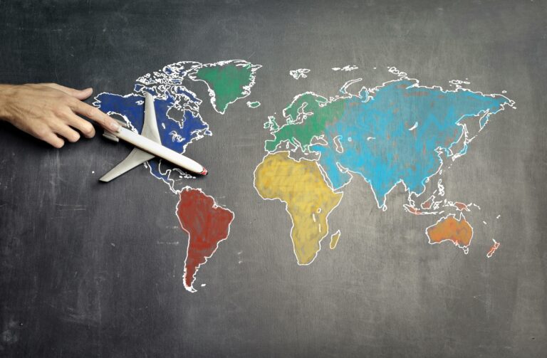 Voyager ou S’Expatrier en tant qu’Infirmière ou Infirmier : Comment Faire le Bon Choix?